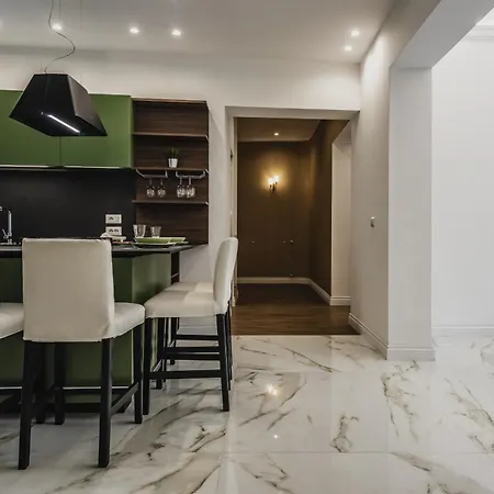 Upscale Urban By Wonderful Italy *