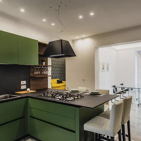 Upscale Urban By Wonderful Italy * Katanya